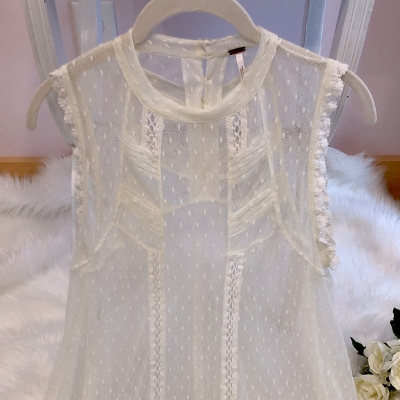 Free People Ivory Lace Romantic Sleeveless Tank - Picture 3 of 11